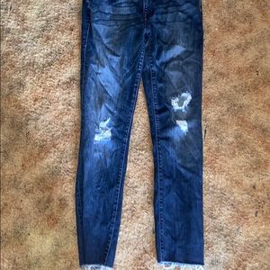 Distressed jeggings